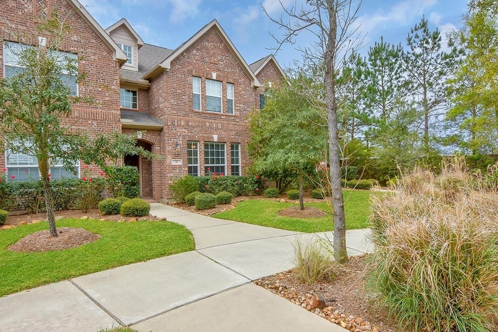 27 Umbria Lane - Photo 1