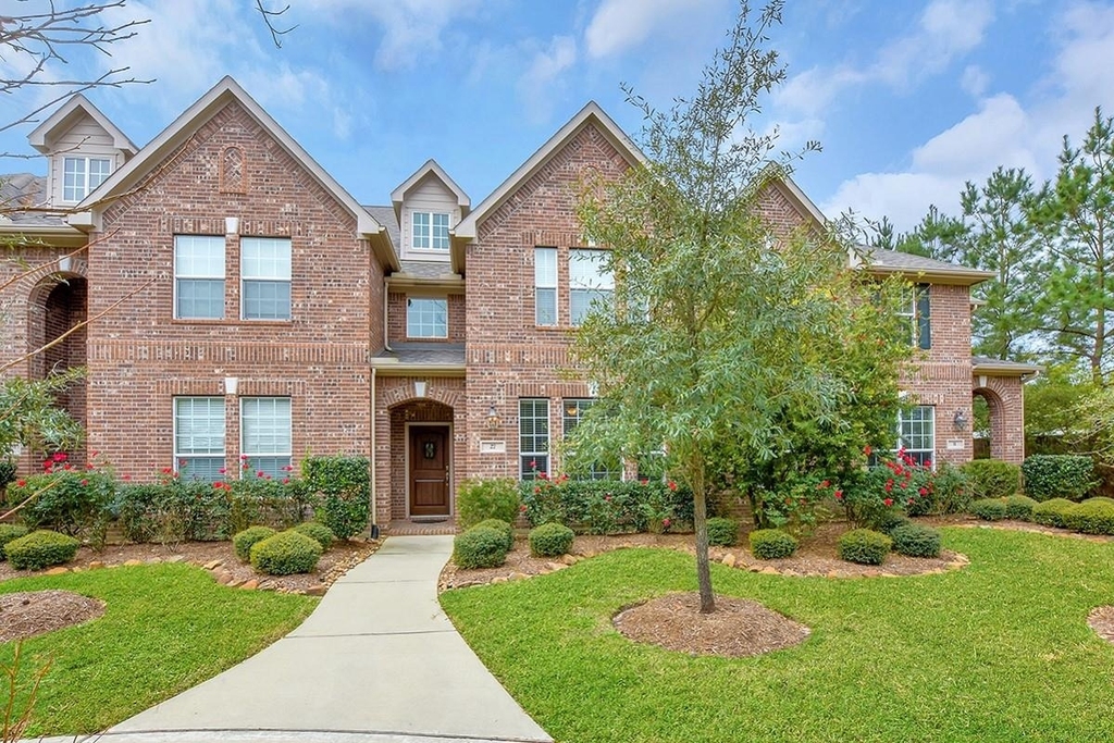 27 Umbria Lane - Photo 0