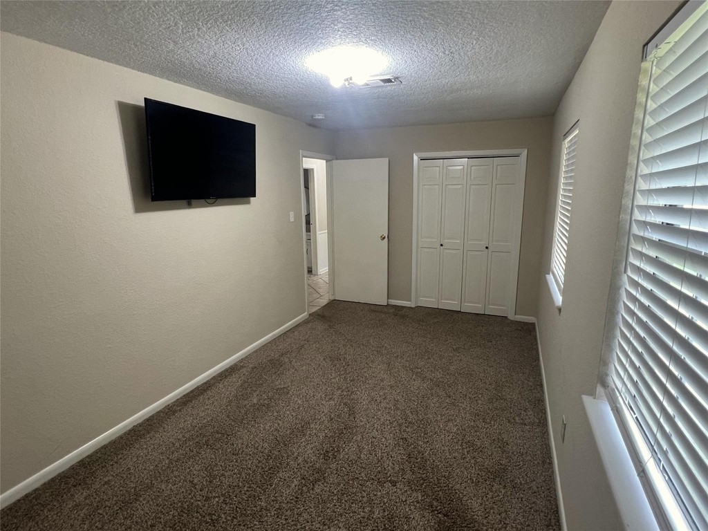 2109 Riverside Drive - Photo 19