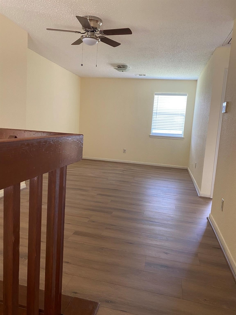 2426 Lakefield Way - Photo 11