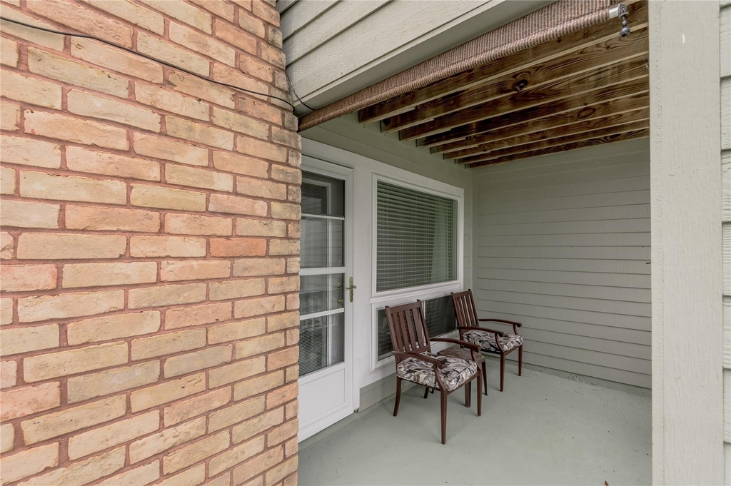 400 Echo Lane - Photo 12