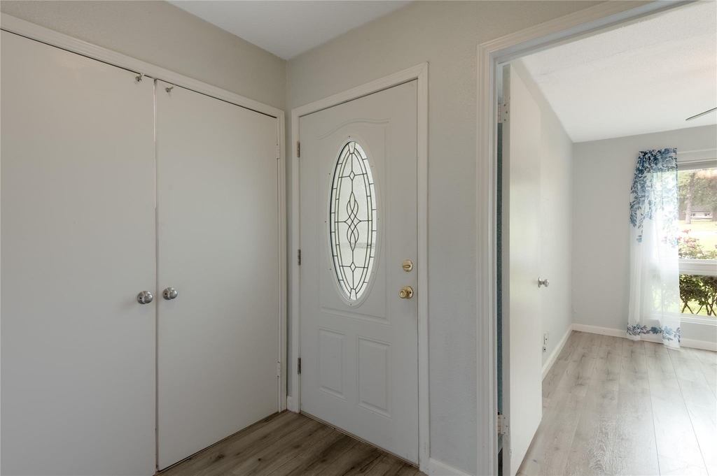 400 Echo Lane - Photo 18