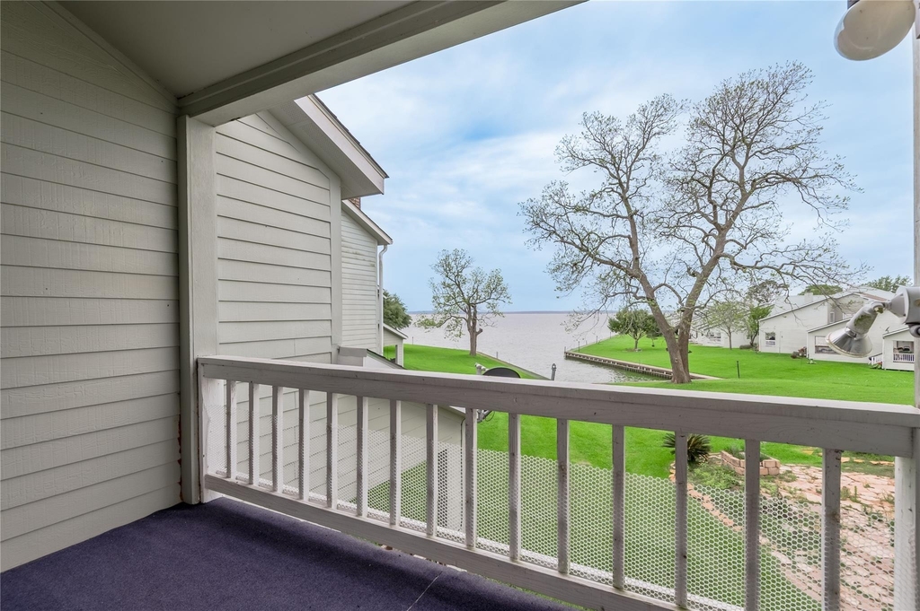 400 Echo Lane - Photo 27