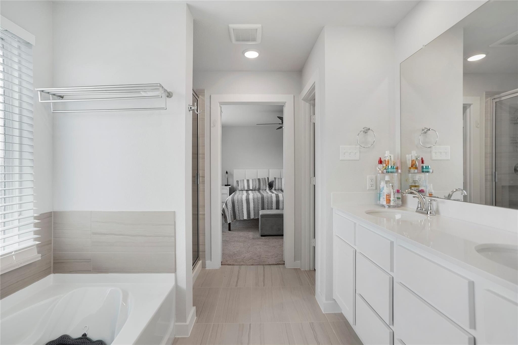 21715 White Bellflower Lane - Photo 15