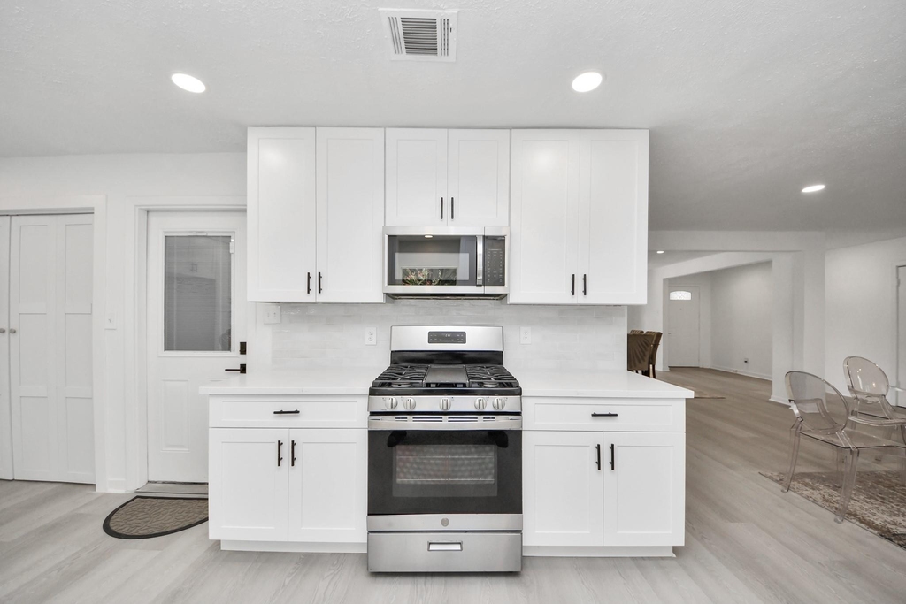 5619 Duxbury Street - Photo 21