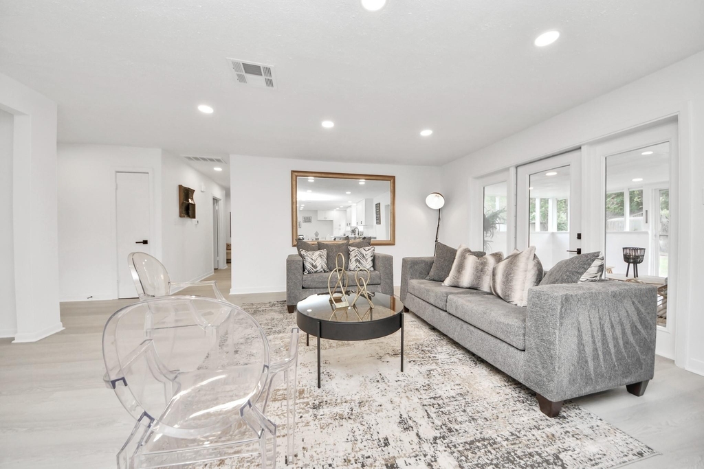 5619 Duxbury Street - Photo 14