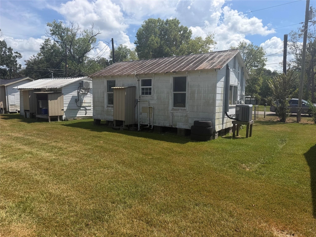 1506 W Talmadge St Road - Photo 7