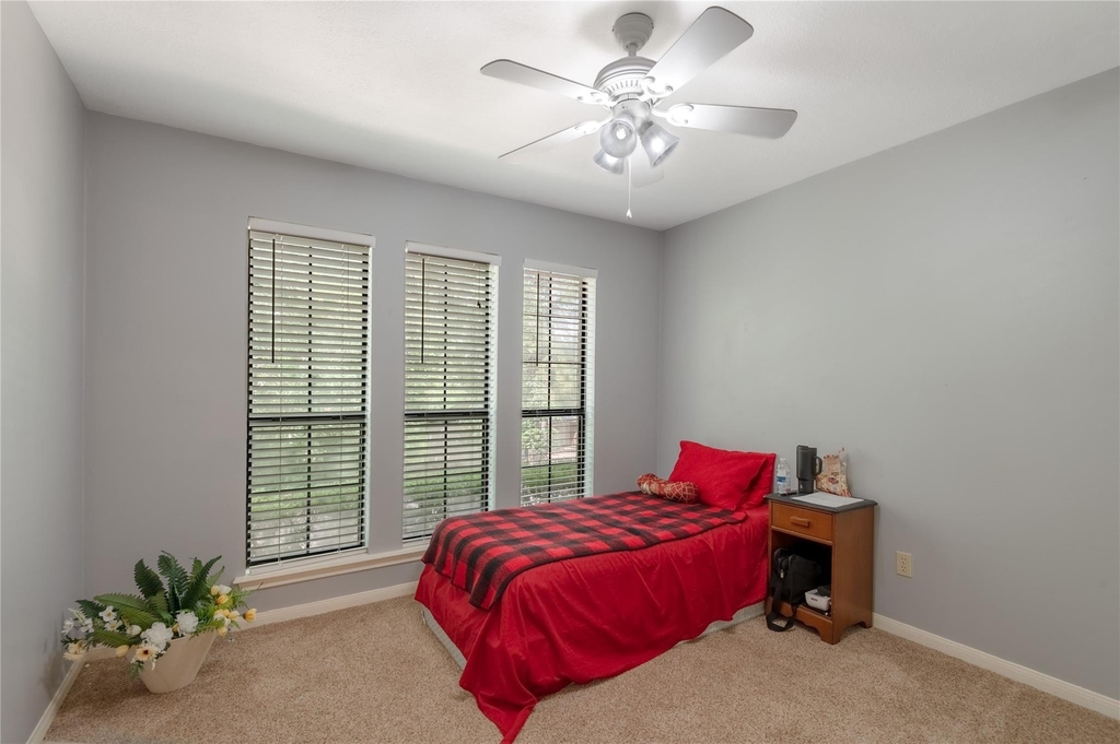 2232 Azalea Circle - Photo 18