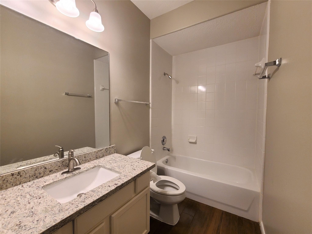 18818 Harbor Key Circle - Photo 9
