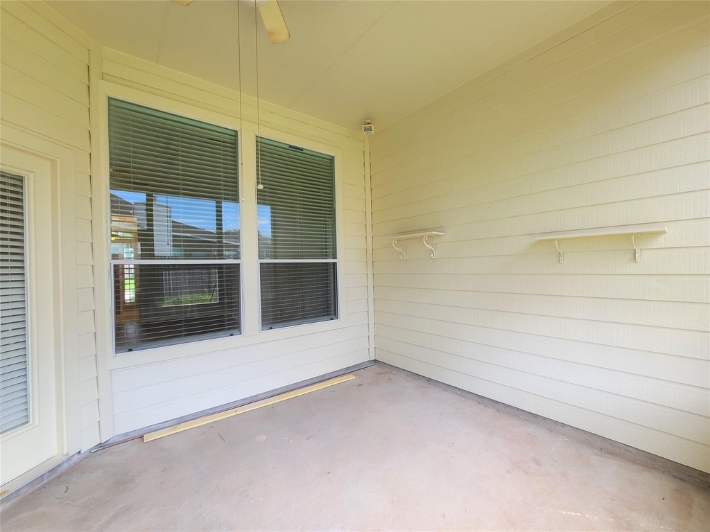 18818 Harbor Key Circle - Photo 19