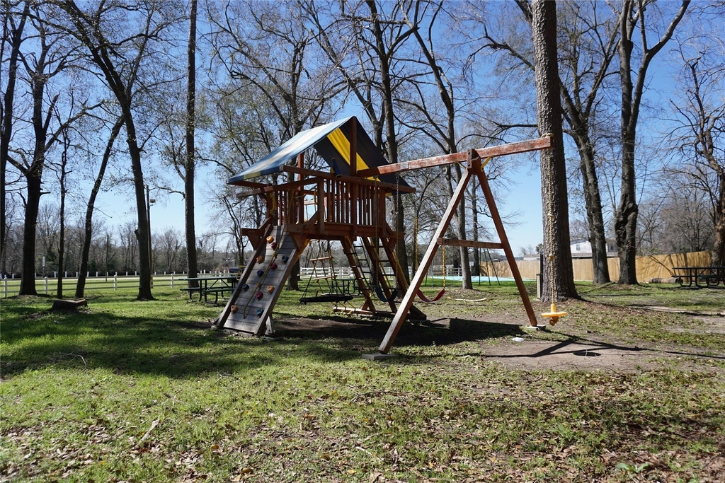 9585 Darkwood - Photo 32