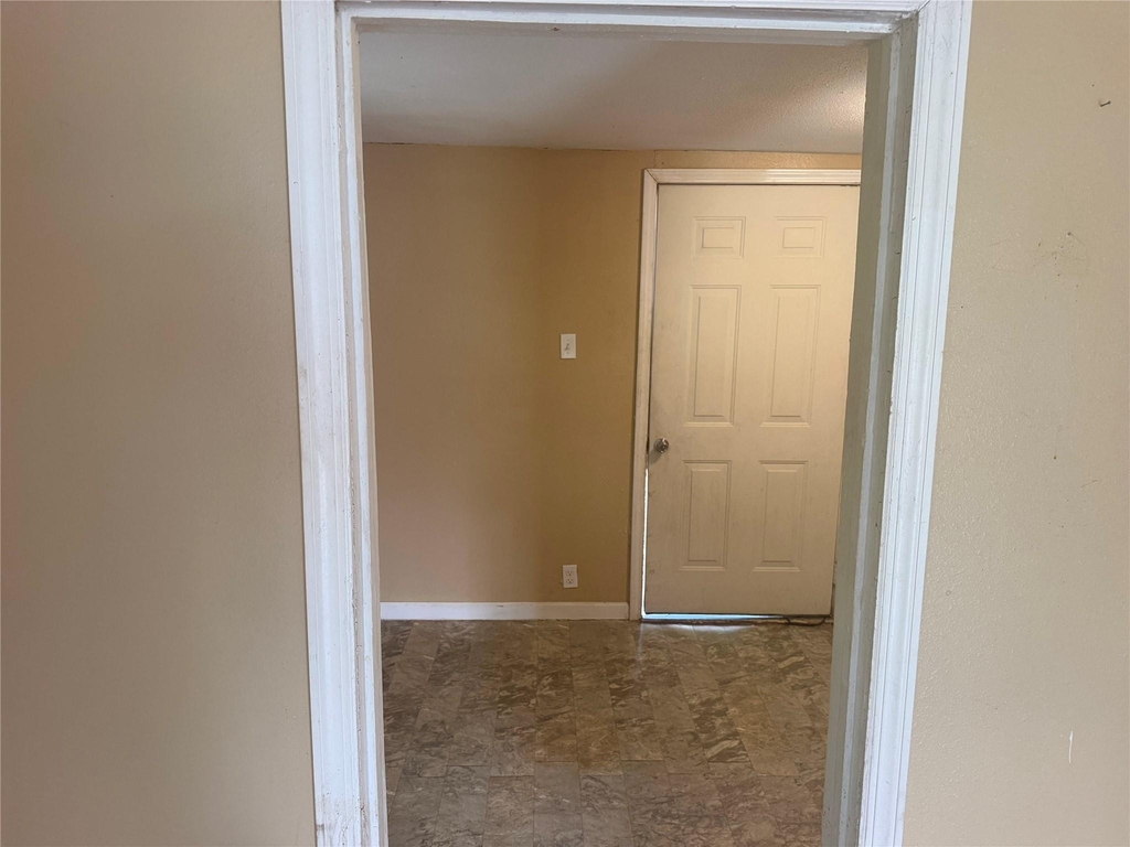 1510 W Talmage St Bypass - Photo 5