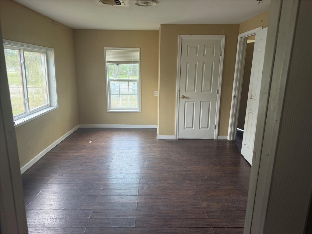 1510 W Talmage St Bypass - Photo 7