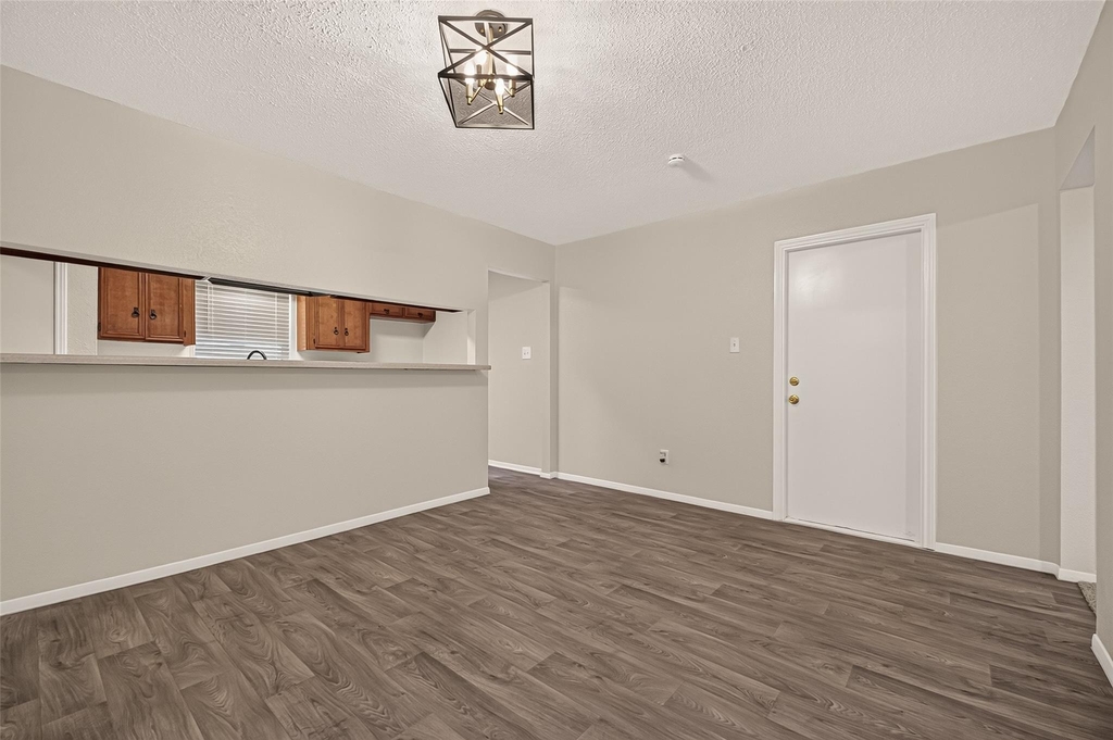 29210 Binefield Street - Photo 16