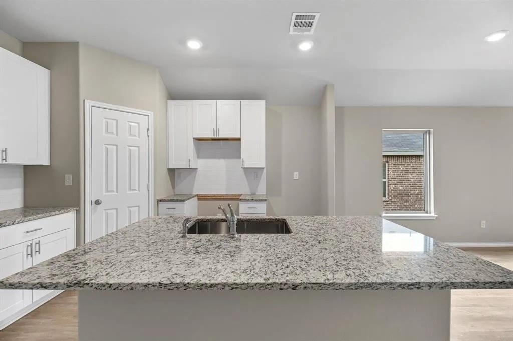 8213 Red Spruce Street - Photo 8