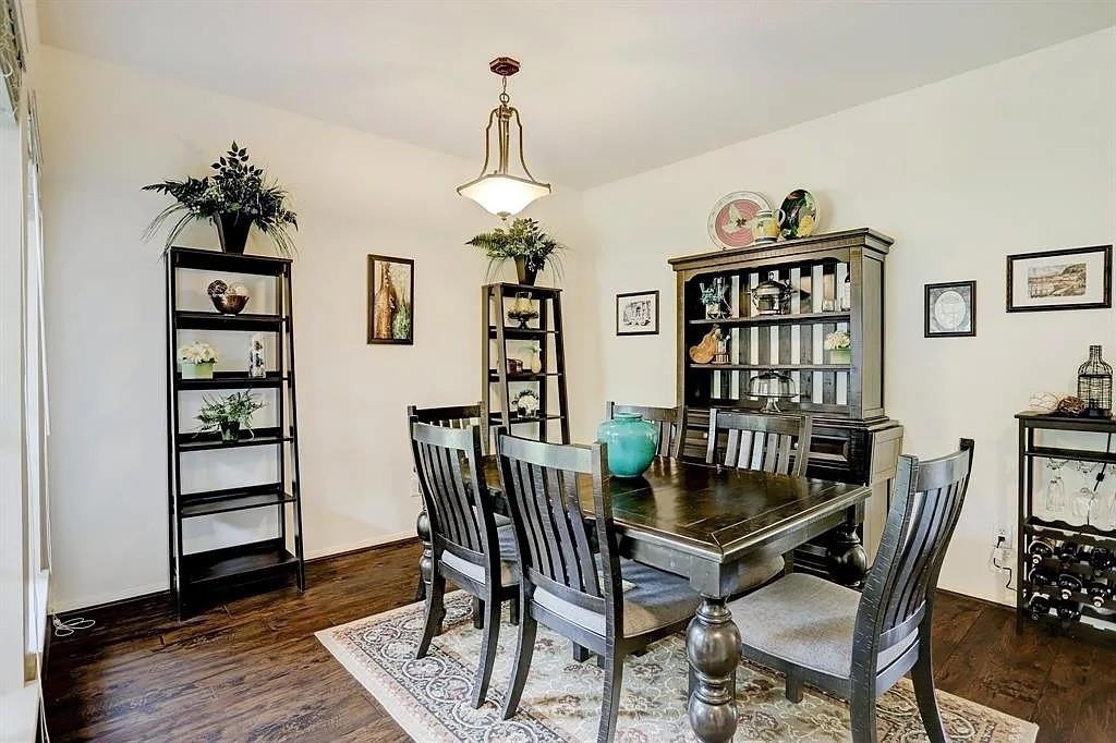 635 Presley Way - Photo 6