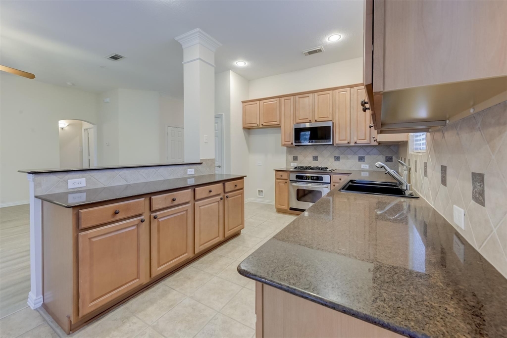 13751 Crested Iris Drive - Photo 6