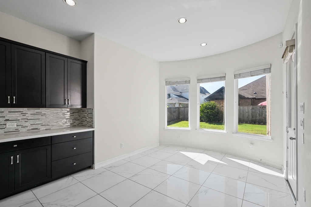 10467 Lake Palmetto Drive - Photo 16
