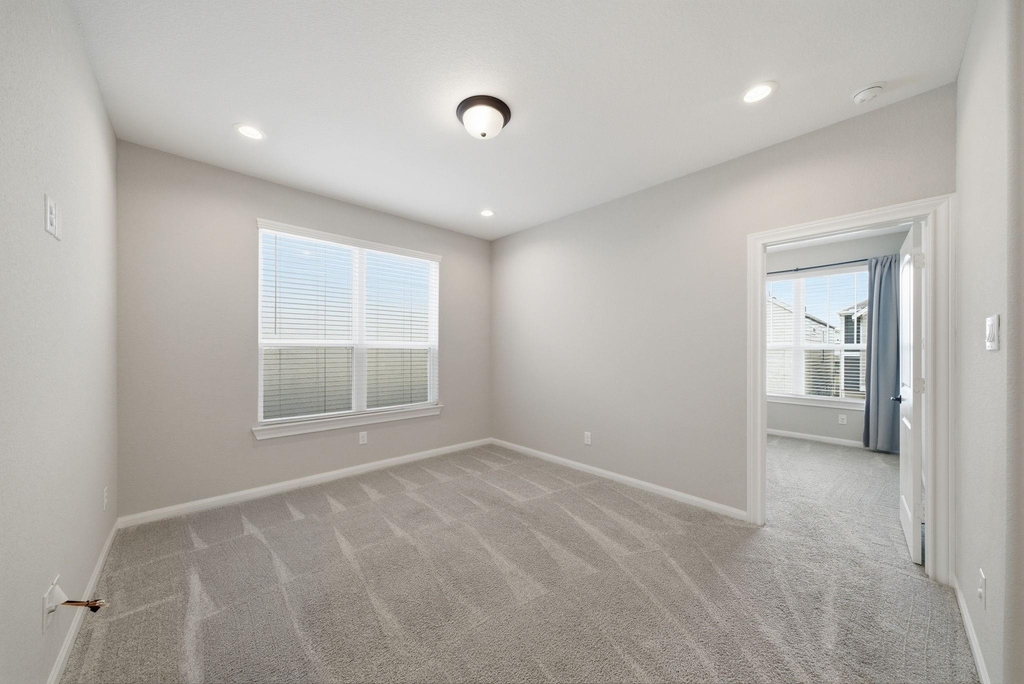 10009 Granary Drive - Photo 8