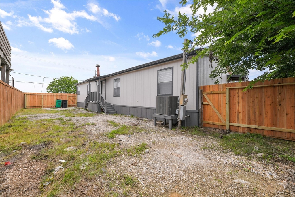 2431 Bay Oaks Harbor Drive - Photo 28