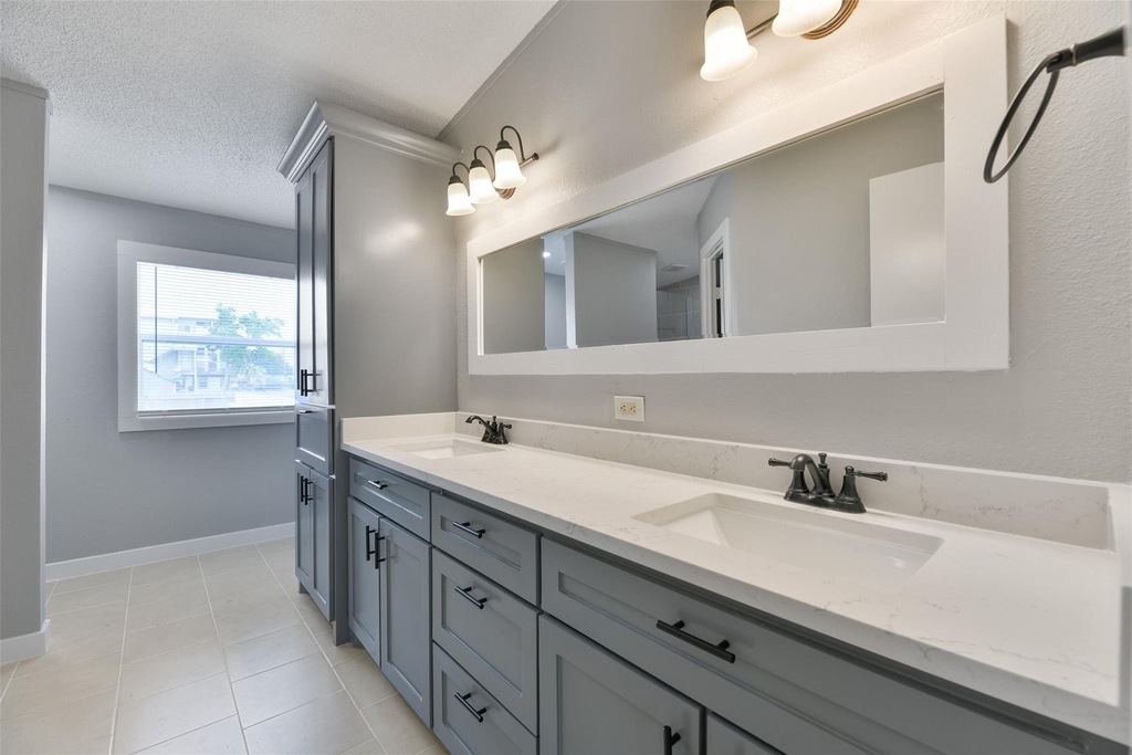 2431 Bay Oaks Harbor Drive - Photo 16