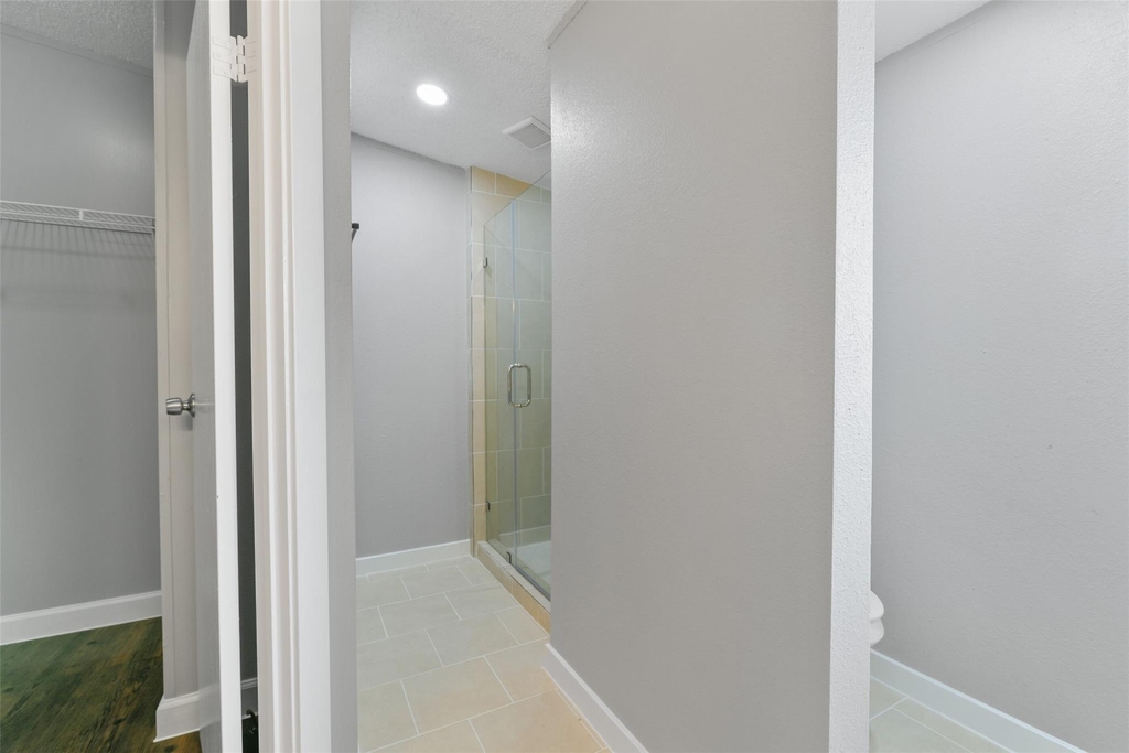 2431 Bay Oaks Harbor Drive - Photo 19