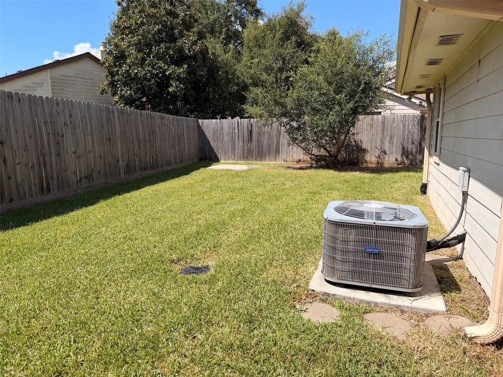 2430 Planters Row - Photo 18