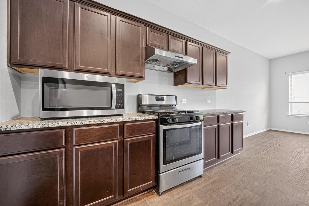 2330 Georgina Falls Drive - Photo 10