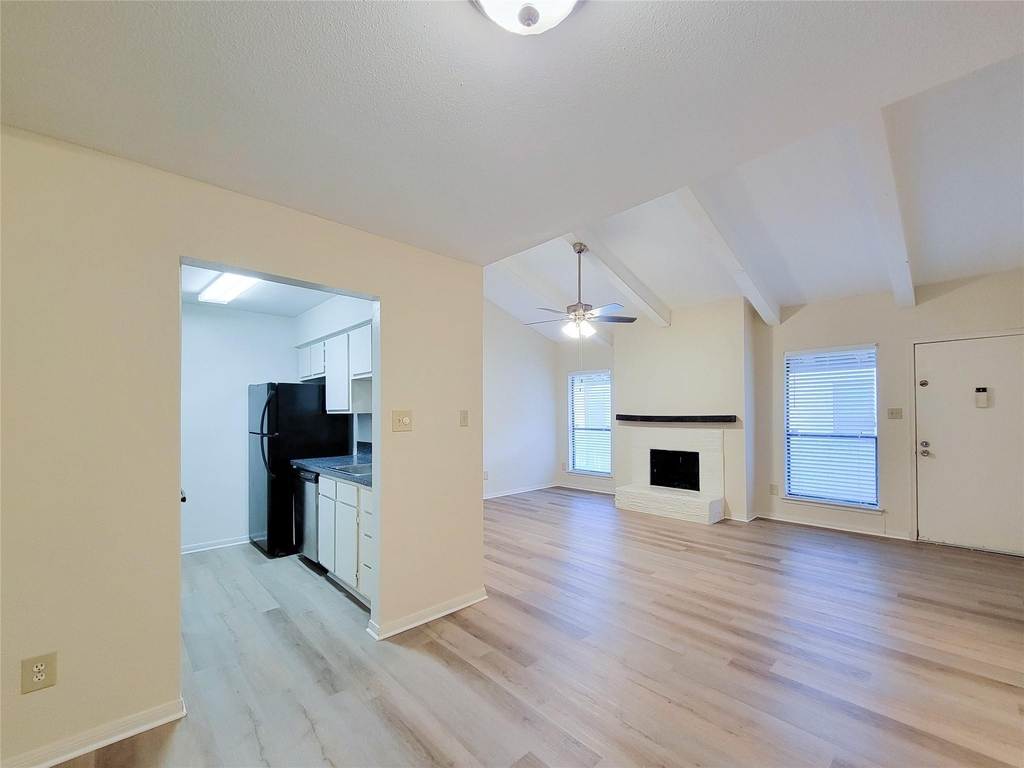 5711 Sugar Hill Drive - Photo 8