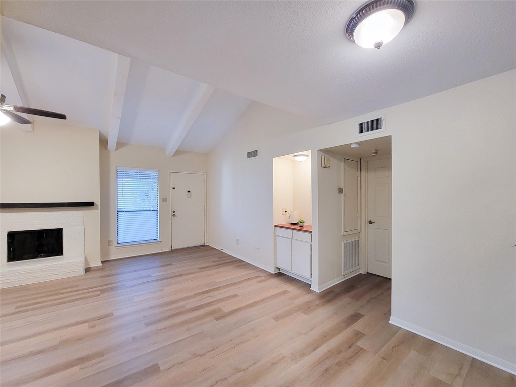 5711 Sugar Hill Drive - Photo 10