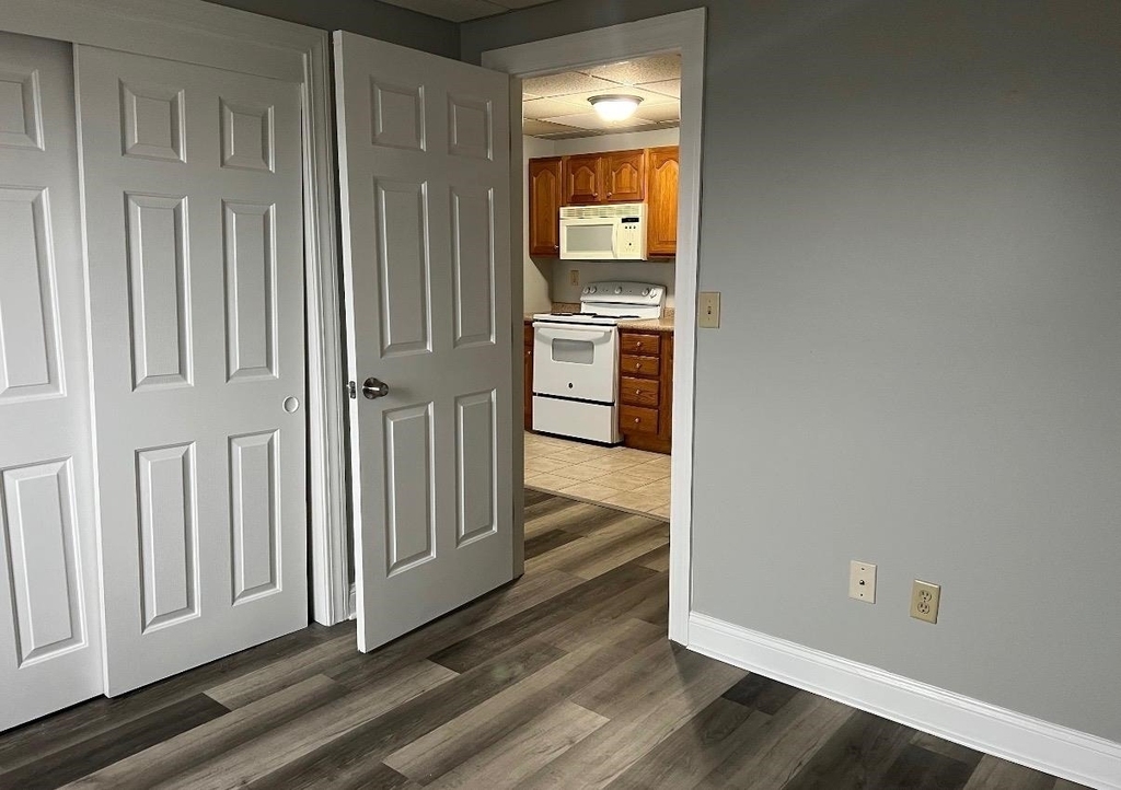 6 West Broadway - Photo 5