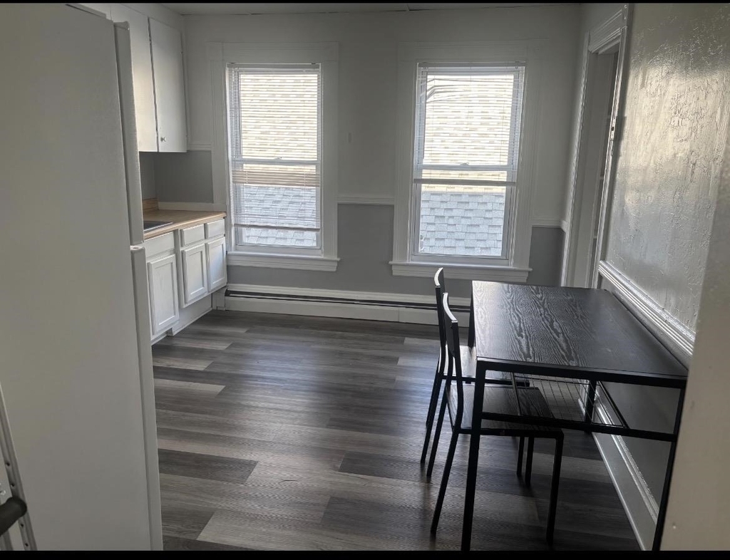 40 W Broadway - Photo 6