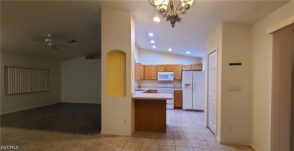 3106 10th Street W - Photo 7