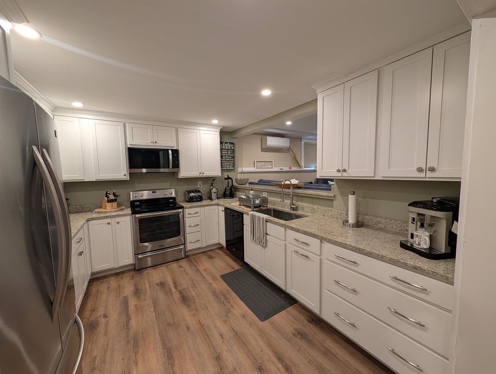 208 West Shore - Photo 4