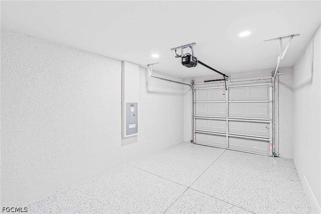 180 Peerless Street - Photo 12