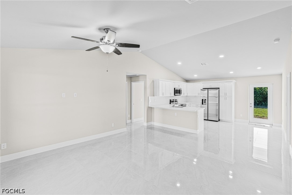 180 Peerless Street - Photo 6