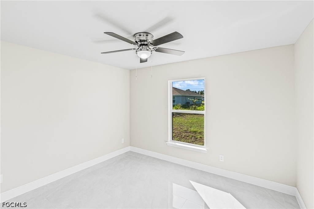 180 Peerless Street - Photo 11