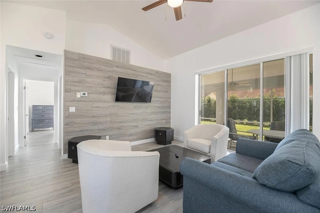 22632 Forest View Drive - Photo 6