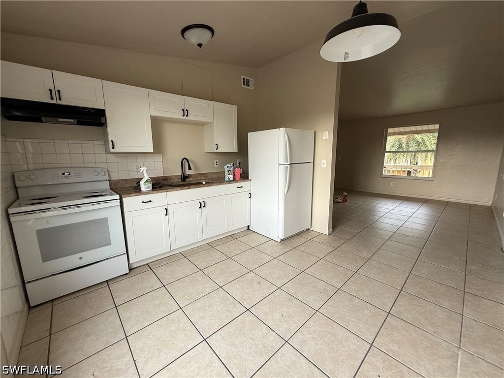 3950 Lora Street - Photo 3