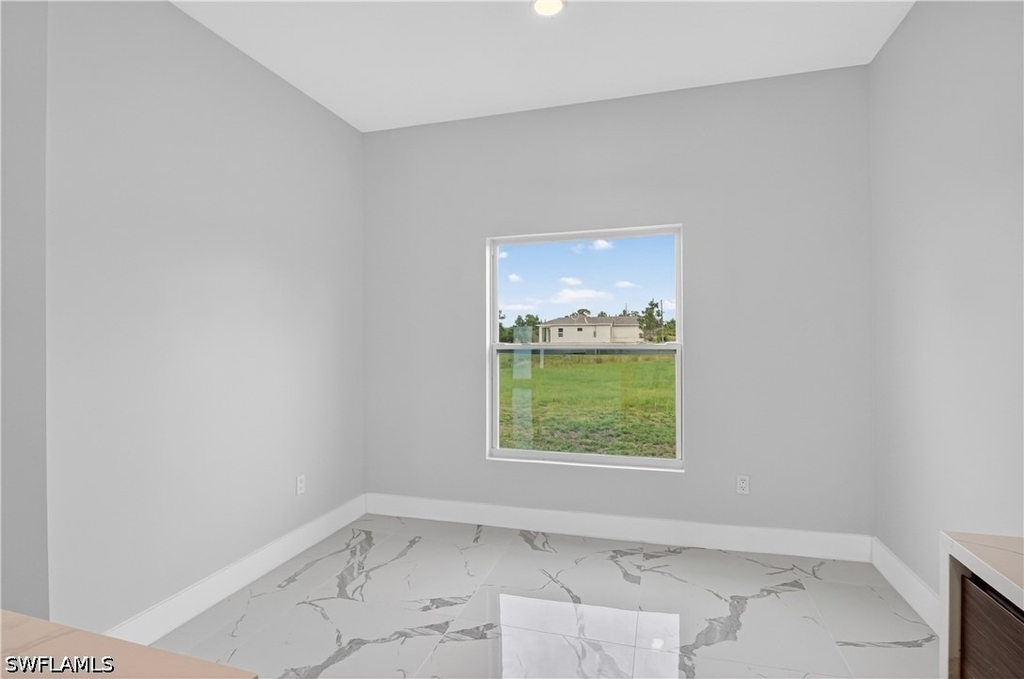 454 Mercedes Court - Photo 27