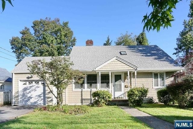 263 Phelps - Photo 0