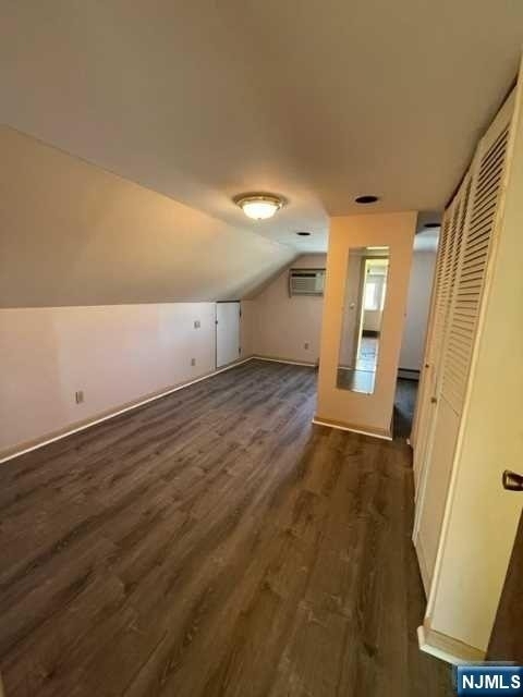 263 Phelps - Photo 9