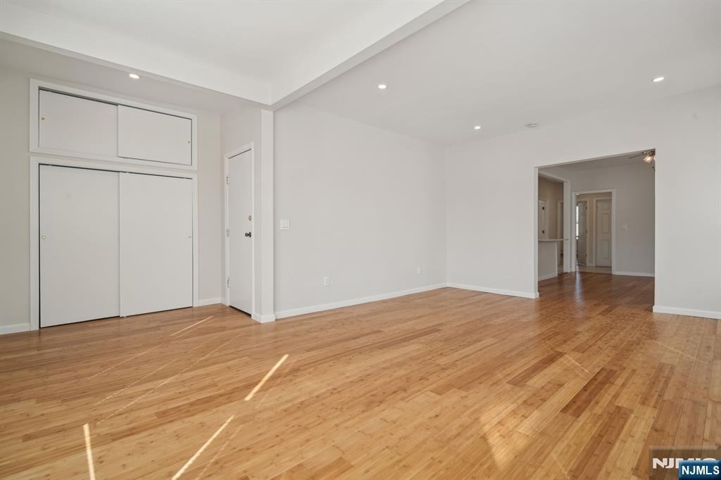 403 Abington - Photo 4