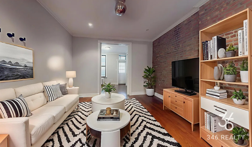 210 East 25th Street - Photo 0