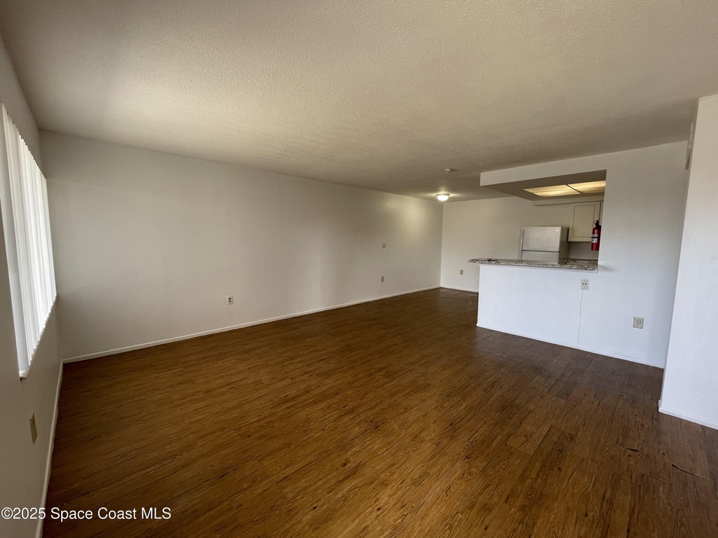 800 N Fiske Boulevard - Photo 1
