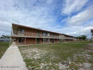 800 N Fiske Boulevard - Photo 0
