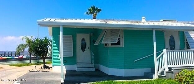 2796 Glory Circle - Photo 0