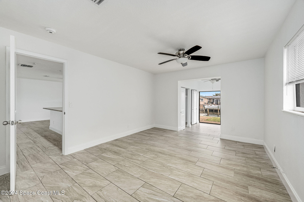 1730 E Riviera Drive - Photo 9