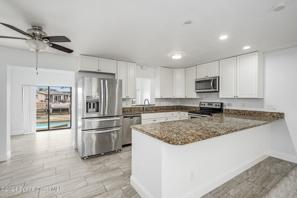 1730 E Riviera Drive - Photo 5