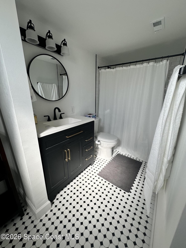 520 Palm Springs Boulevard - Photo 3